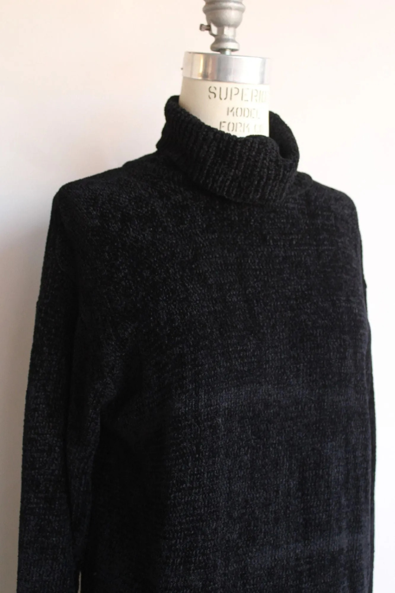 Vintage 1990s 2000s Black Chenille Turtleneck Sweater